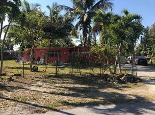 12710 Tee Cir, Miami, FL 33167