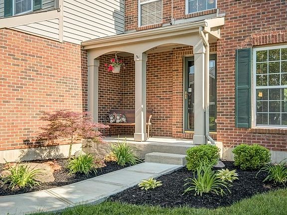 3rd image of 2950 White Water Ct