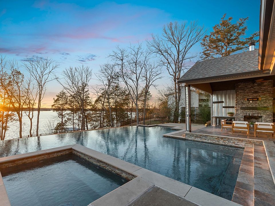 1st image of 1112 Forest Harbor Dr