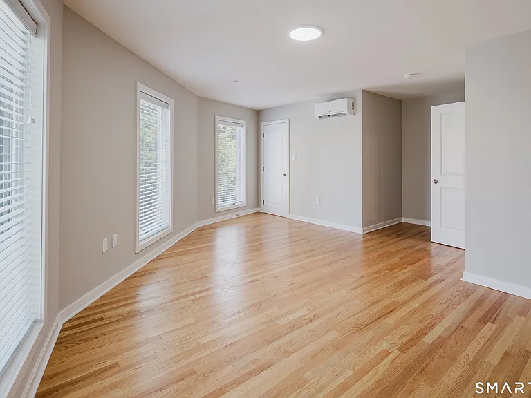1385 Washington Blvd #5 — Photo 30