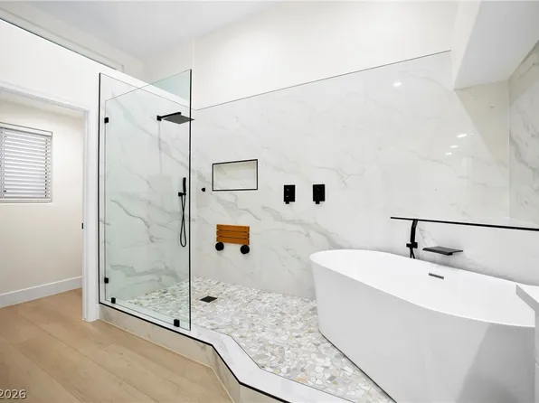 2712 Youngdale Dr, Las Vegas, NV 89134