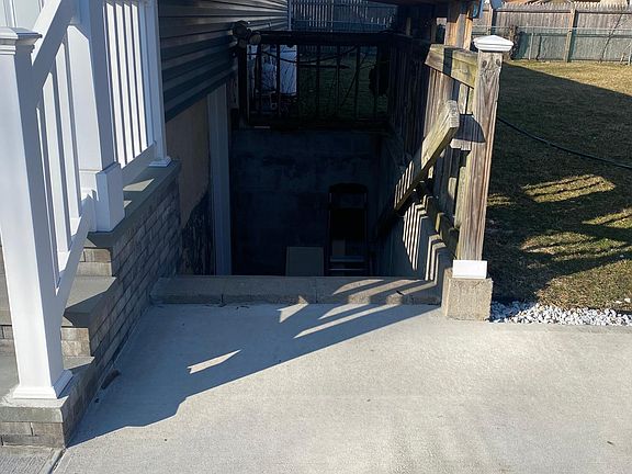 3rd image of 9 Lukens Ave