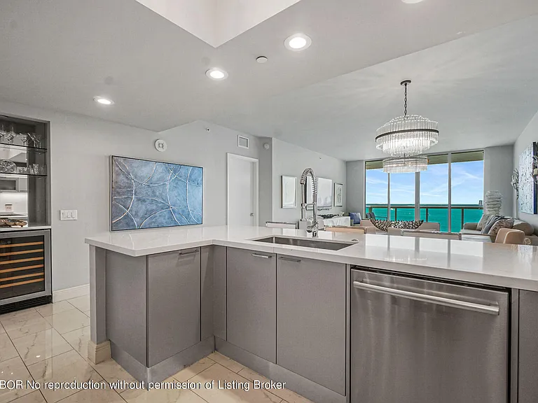 2650 Lake Shore Dr #1203 — Photo 7