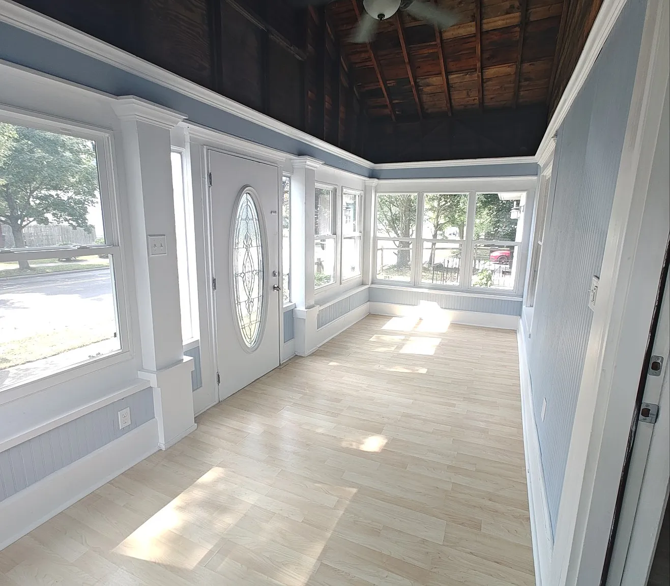 1132 Portage Ave — Photo 3