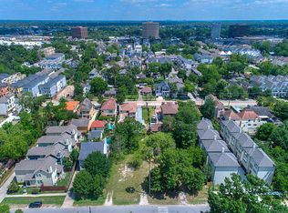 1341 W 22nd St, Houston, TX 77008