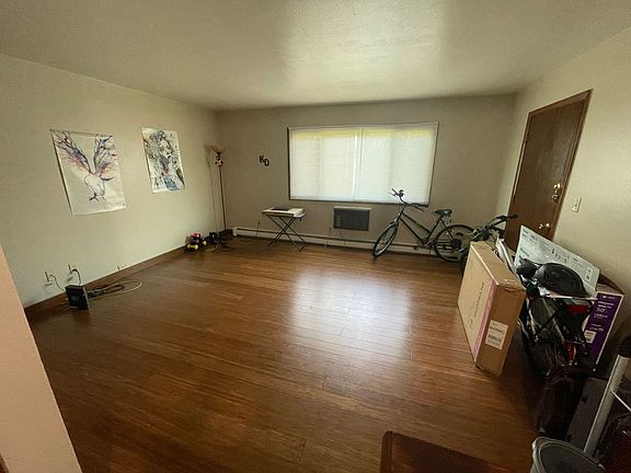 4th image of N113W15511 Francese Dr #6