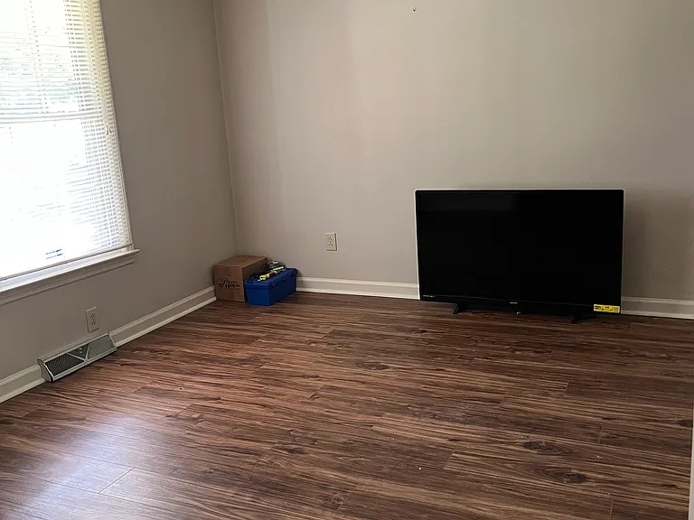 18 Oakdale Dr — Photo 30