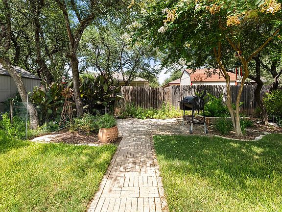 2nd image of 3555 Rock Shelf Ln