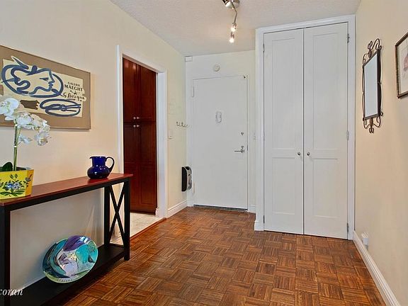 2nd image of 61 W 62nd St APT 6A