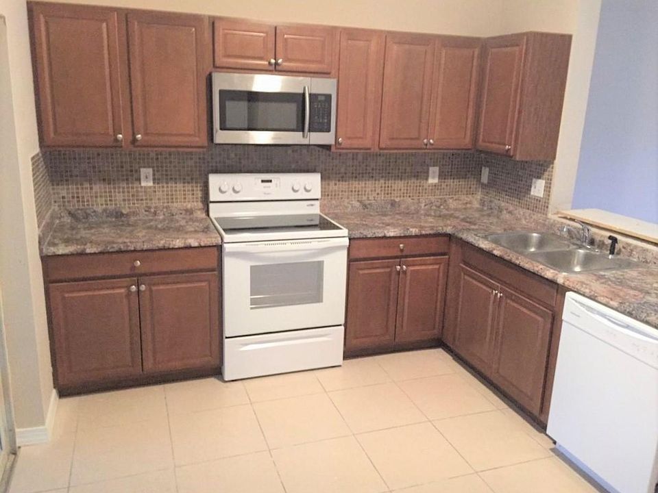 1st image of 6541 Osprey Lake Cir