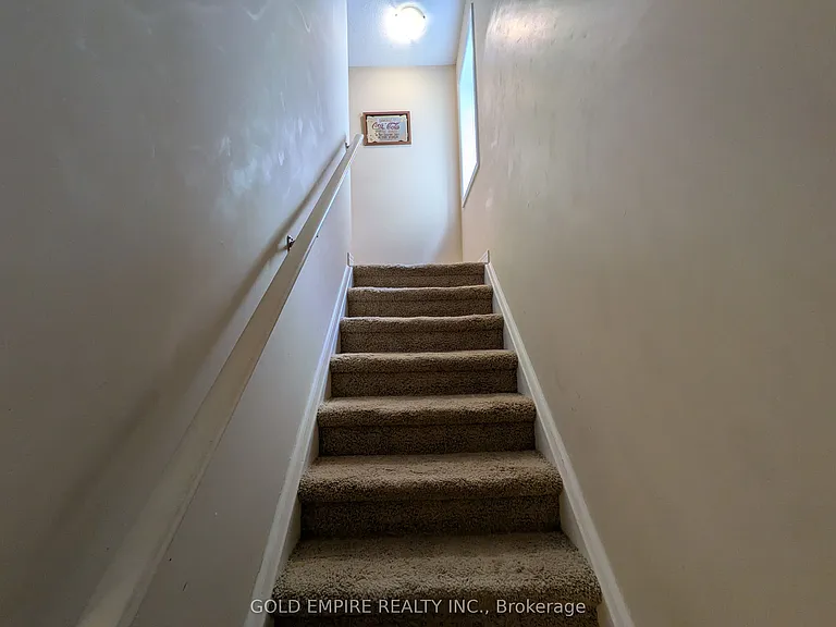 1834 Reilly Walk — Photo 11