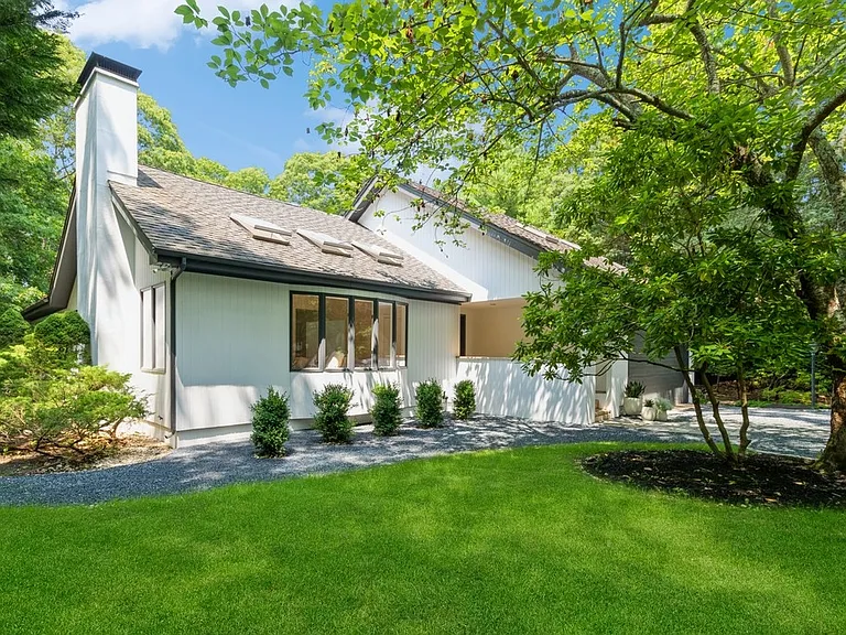 8 Bay Woods Dr — Photo 25