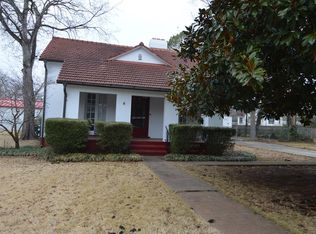 404 Wilson Dam Ave, Sheffield, AL 35660