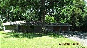 1st image of 553 Ford Dr
