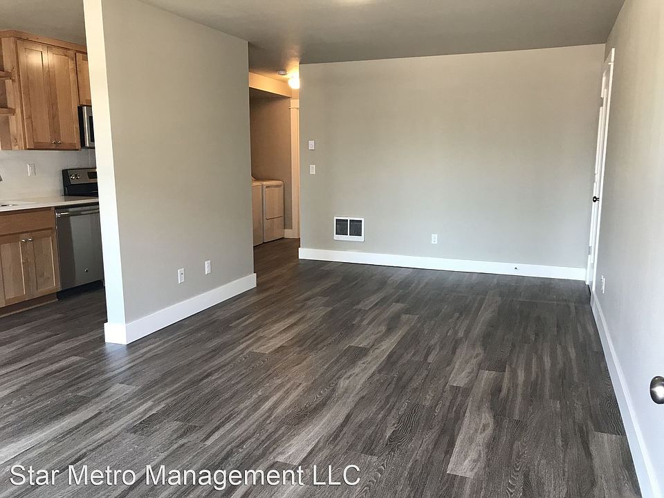 1st image of 2340 SE 50th Ave #24