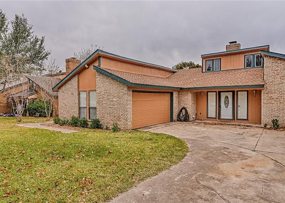 1st image of 5301 Oak Springs Dr