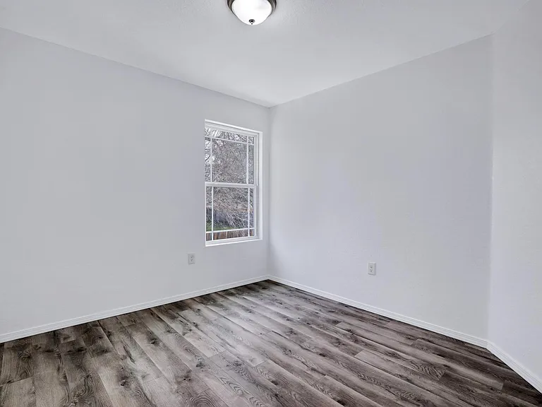874 E Sunshine Dr #102 — Photo 18