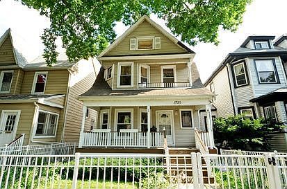 1st image of 1725 W Granville Ave