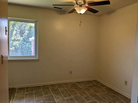 2nd image of 679 E Main St #5D