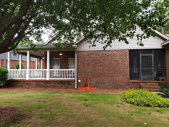 4th image of 316 Woodpoint Ct