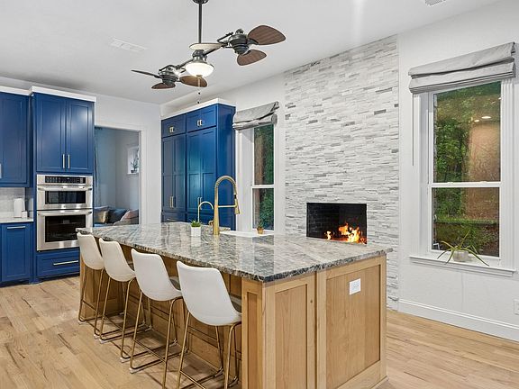 4th image of 660 Alexandrite Dr
