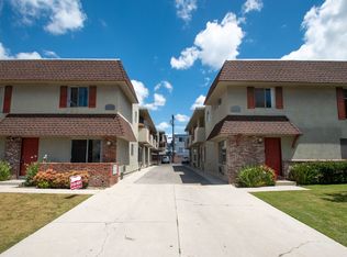 10935 Peach Grove St APT 1, North Hollywood, CA 91601