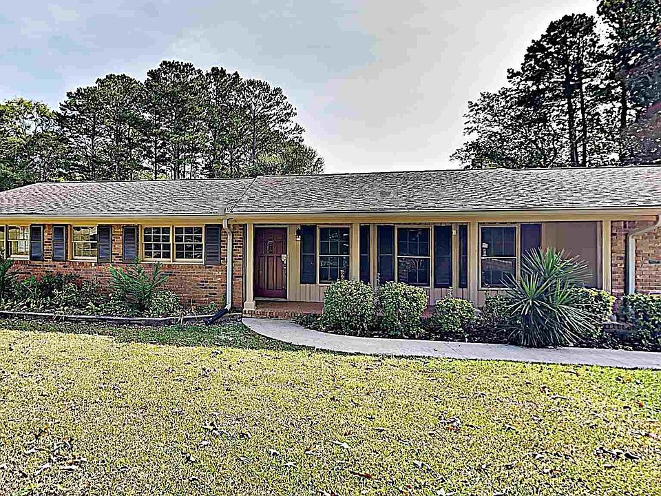 1st image of 2754 Twin Springs Dr