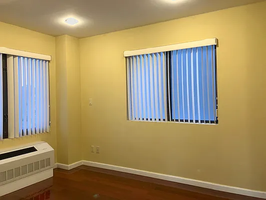 Rented by Astoria Realty | media 10
