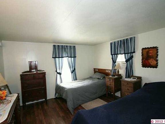 5th image of 18522 S Oakridge Way