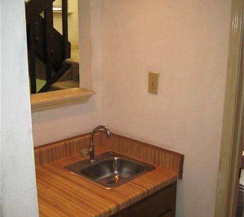 4th image of 12414 Truesdell Dr