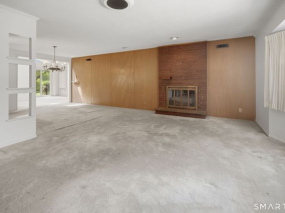 5th image of 65 Huntington Drive