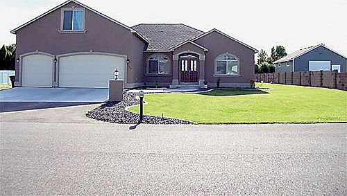 2nd image of 3004 Road 61