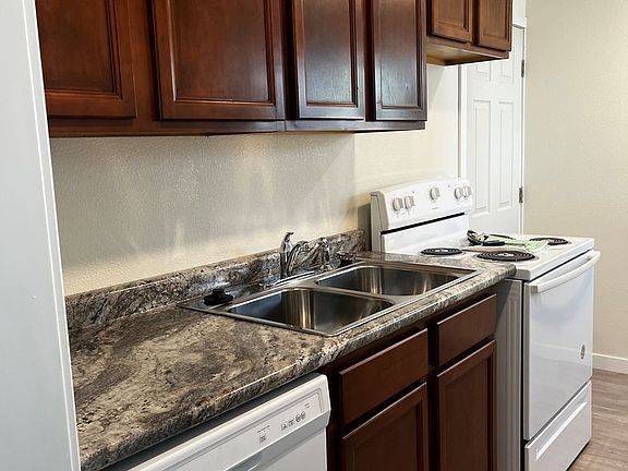 3rd image of 1708 E Avenue B #2