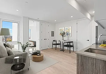 172-02 Hillside Avenue, #8A