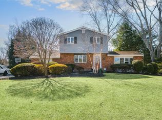 16 Adrian St, East Northport, NY 11731