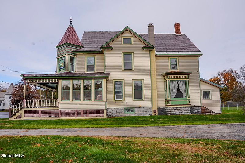 4th image of 3 Columbus Street