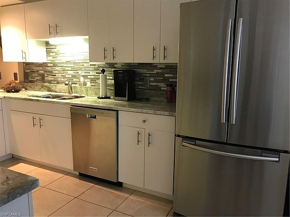 3rd image of 9700 Rosewood Pointe Ct APT 104