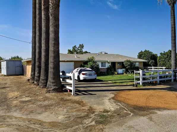 1499 E Manning Ave, Fresno, CA 93725