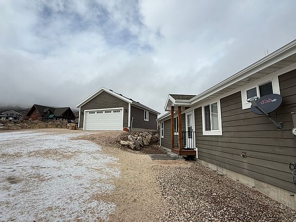 2nd image of 353 W Niblick Cir