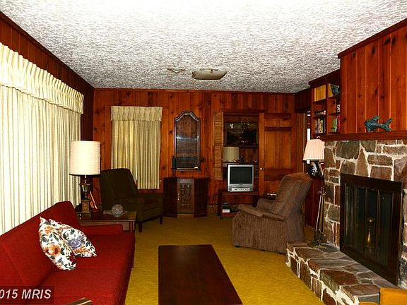 3rd image of 15 Clark Ave