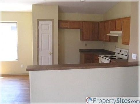 4th image of 8114 W Preston Ln