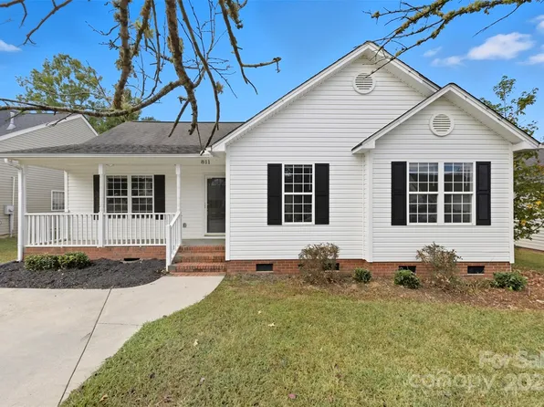 811 Eagle Bluff Ct, Rock Hill, SC 29730