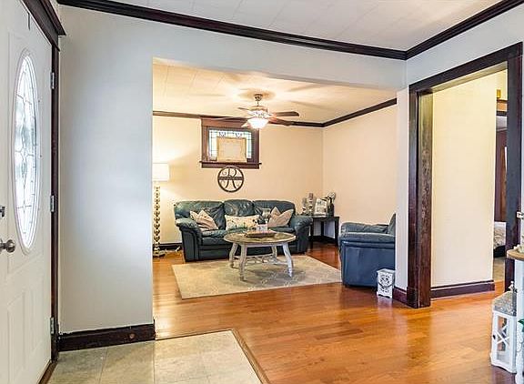 4th image of 4631 Tiemann Ave