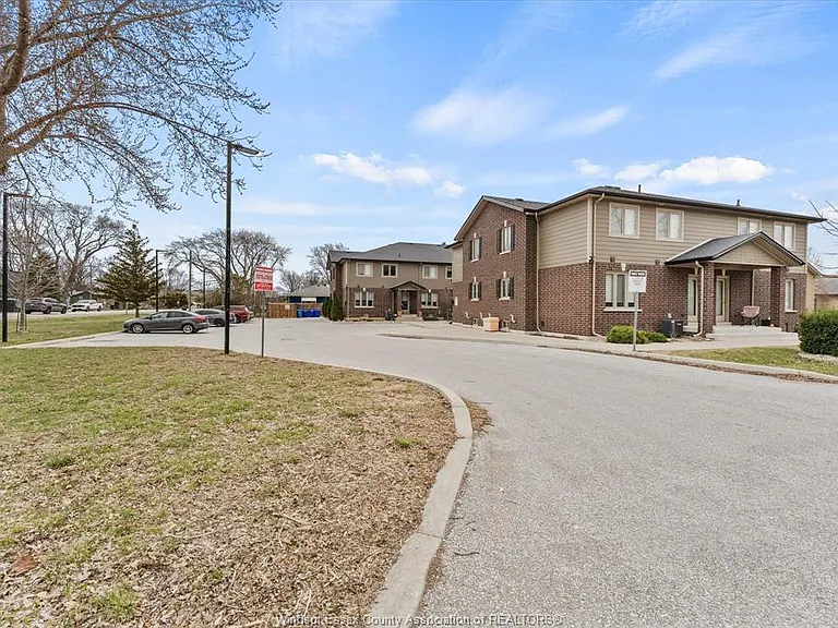 204 Beechwood Dr #7 — Photo 24