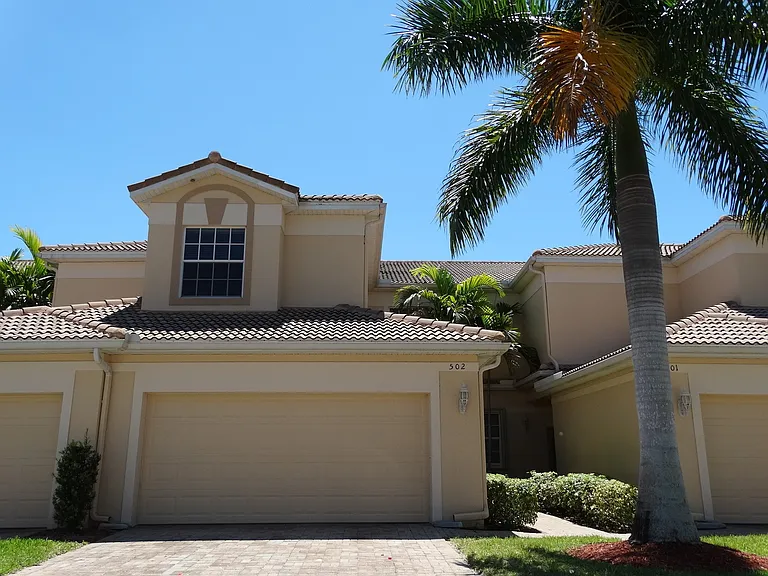 6031 Jonathans Bay Cir #502 — Photo 1