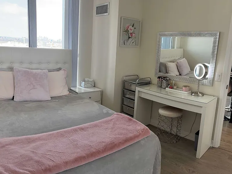 50 Thomas Riley Rd N #1806 — Photo 10