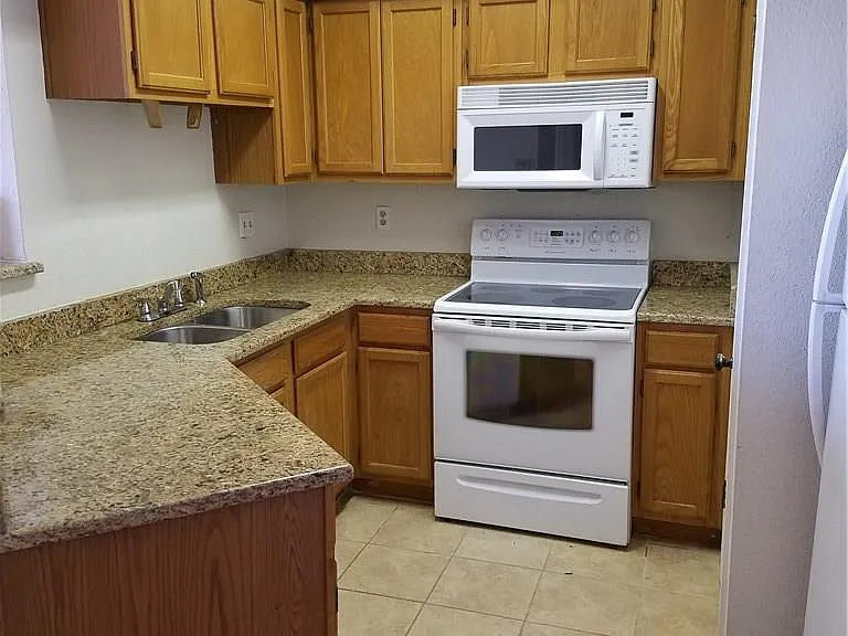 2450 Wickersham Ln #1317 — Photo 5