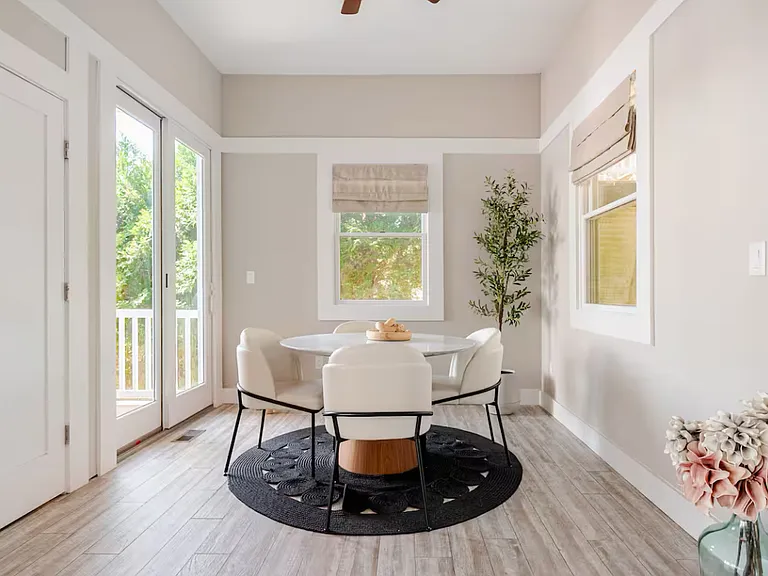 307 Lakeside Blvd — Photo 14