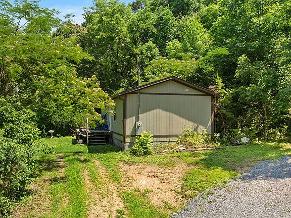 2nd image of 1424 Clabo Hollow Rd