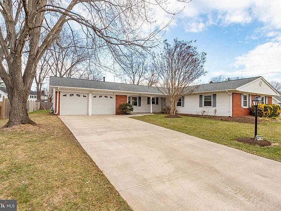 3rd image of 4116 Mount Echo Ln